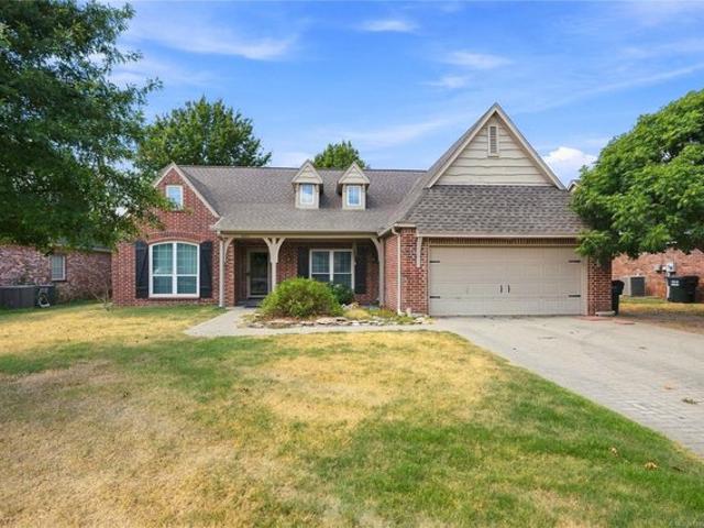 House for sale in The Falls at Garrett Creek, Owasso