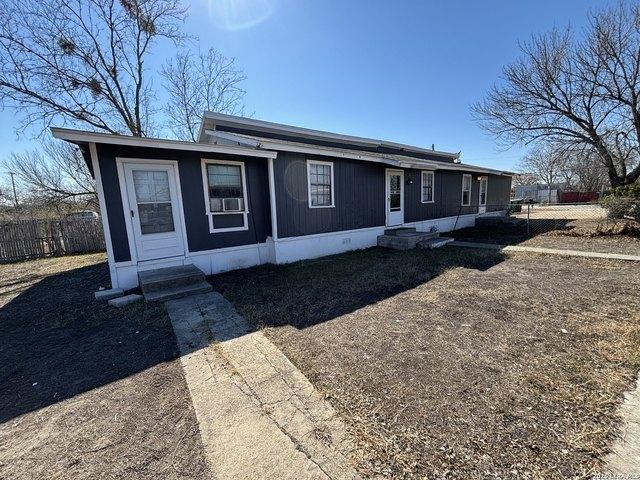 House for sale in Leesville, Texas