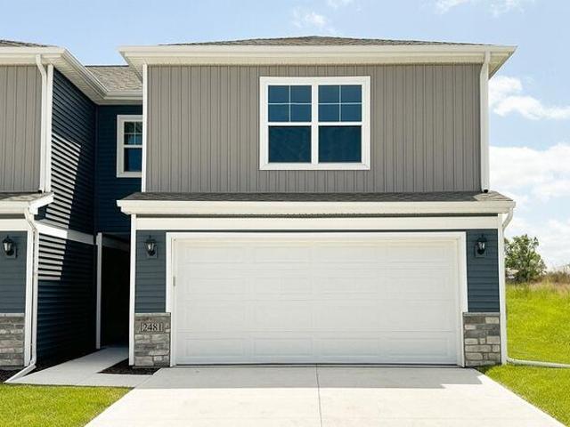 Townhouse for sale in Bennington