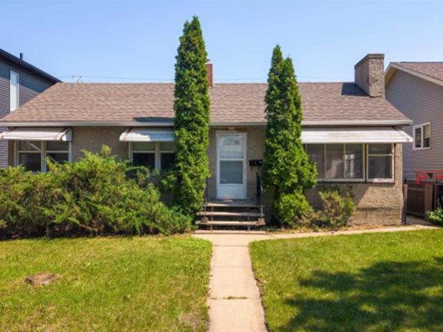 House for sale in Wedgewood, Alberta