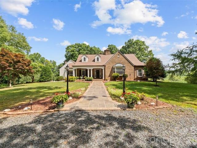 House for sale in Davidson, North Carolina