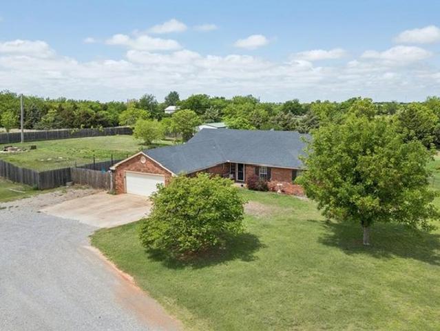 House for sale in Piedmont, Oklahoma