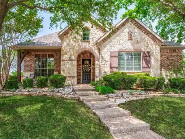 House for sale in Plano