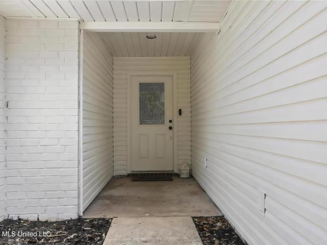 House for sale in Ocean Springs, Mississippi