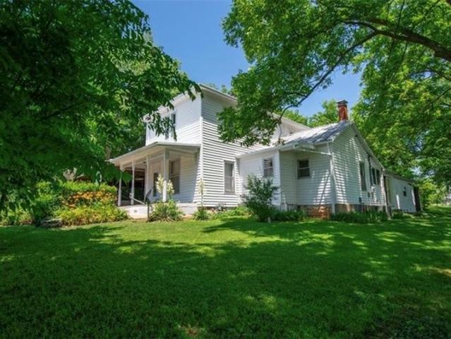 House for sale in Lohman, Missouri