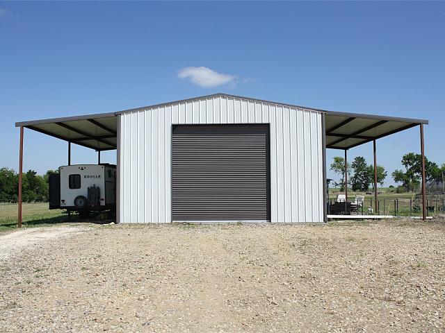 House for sale in Milam, Texas