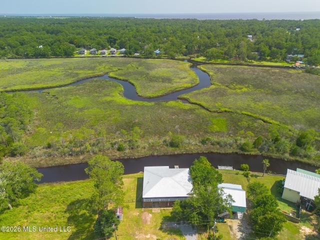 House for sale in Ocean Springs, Mississippi