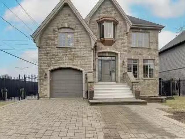 House for sale in Brossard, Quebec