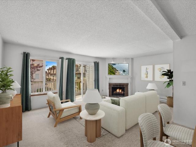 Condo for sale in Everett