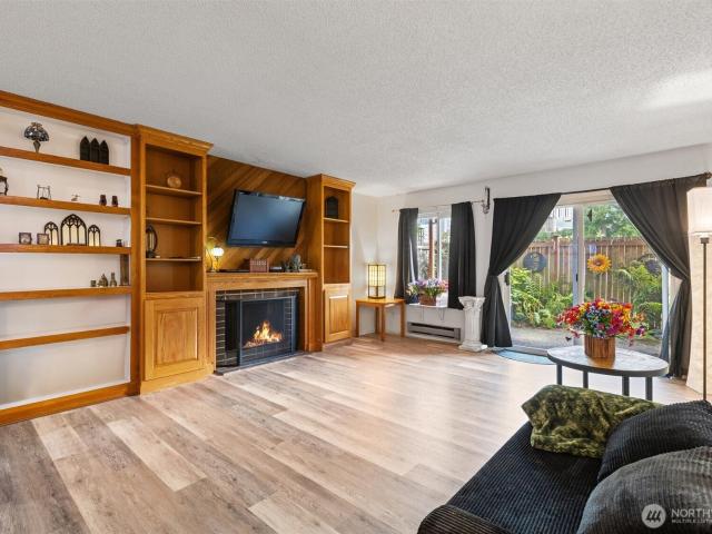 Condo for sale in Everett, Washington