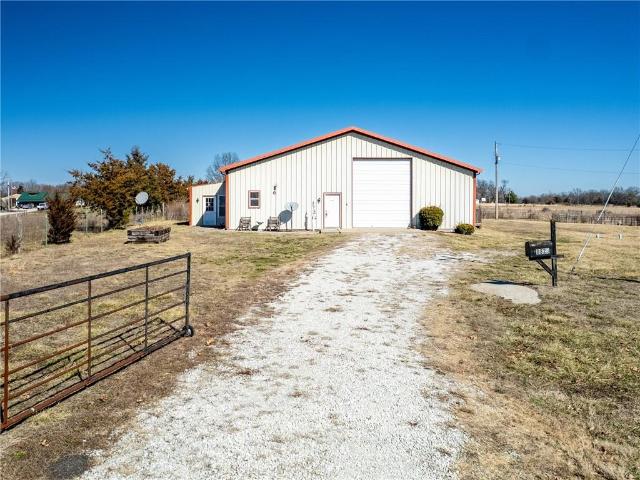 House for sale in Calhoun, Missouri