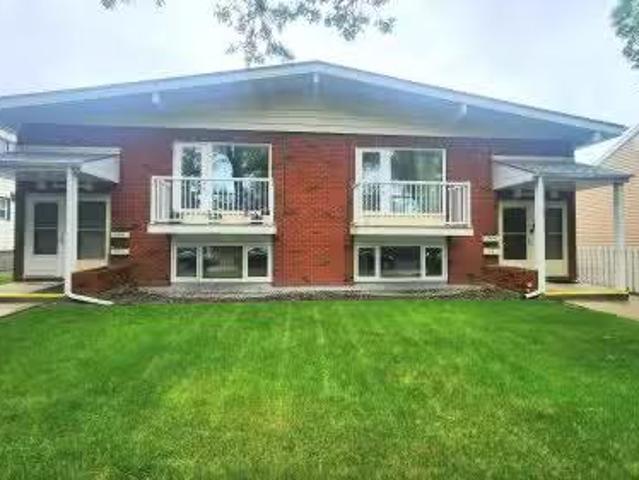 House for sale in Wedgewood, Alberta