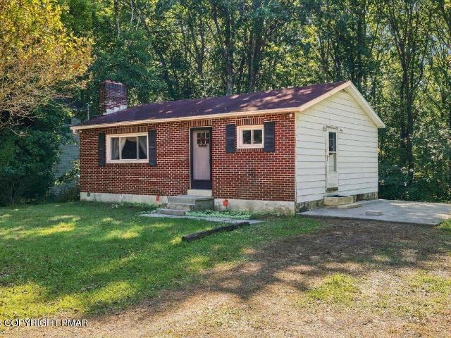 House for sale in Kresgeville, Pennsylvania