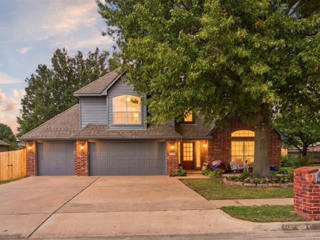 House for sale in Owasso, Tulsa County