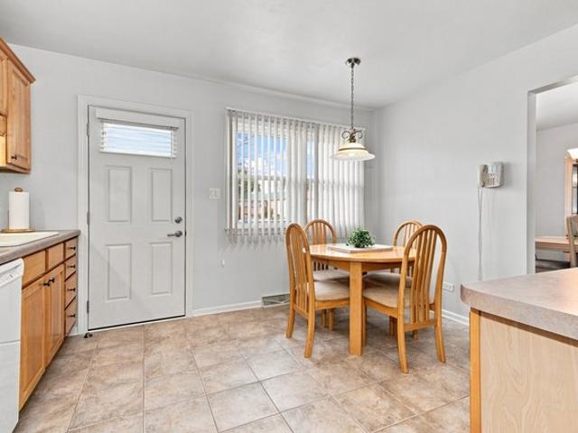 House for sale in Palos Hills, Illinois