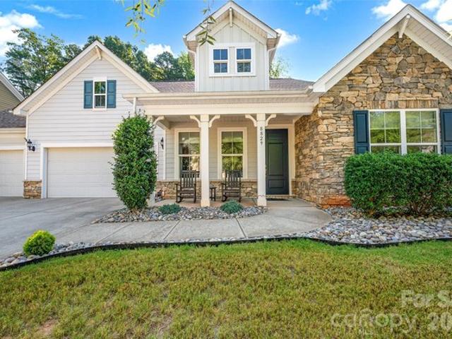 House for sale in Mecklenburg, North Carolina