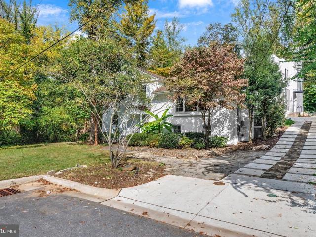 House for sale in Hillmead, Bethesda