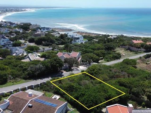 Land for sale in Cape St Francis, Eastern Cape