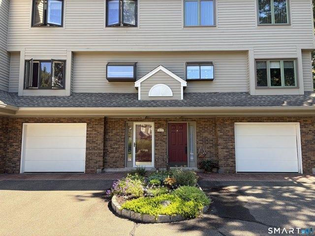 Townhouse for sale in Meriden, Connecticut