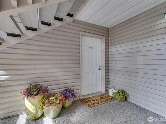 Condo for sale in Lake Stevens, Snohomish County