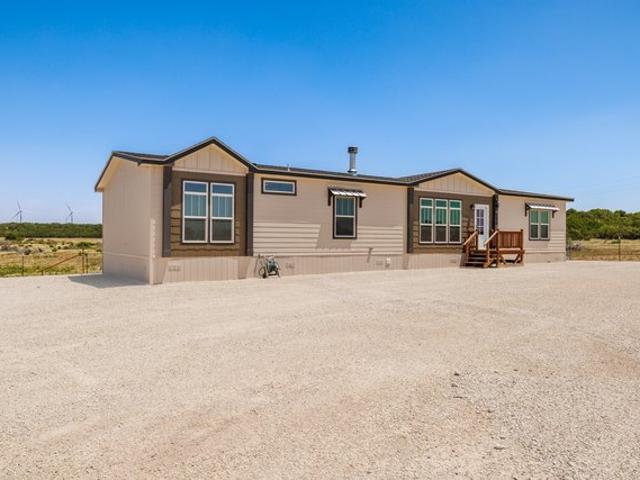 House for sale in Taylor, Texas
