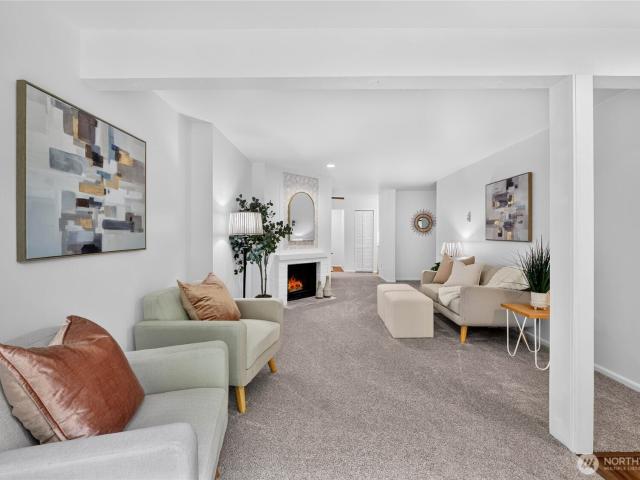Condo for sale in Education Hill, Redmond