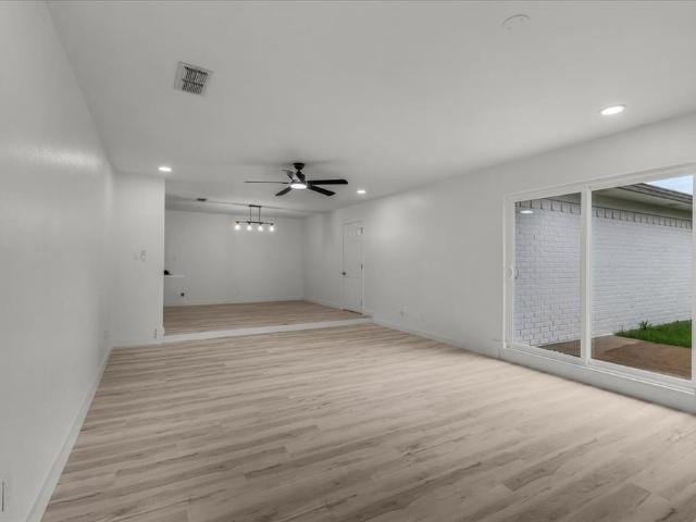 Townhouse for sale in Fort Worth