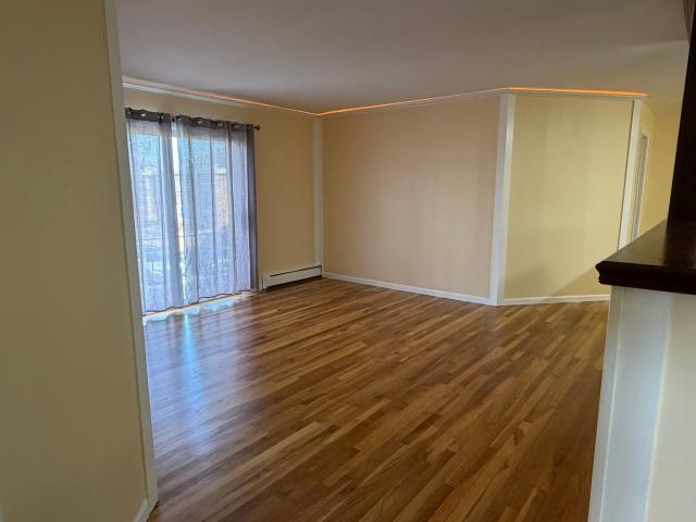 Condo for sale in Des Plaines, Illinois
