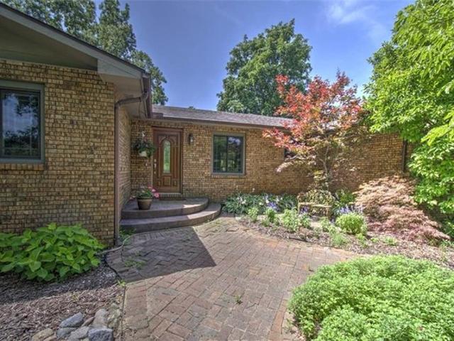 House for sale in Argenta, Illinois