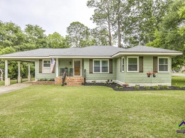 House for sale in Rochelle, Georgia