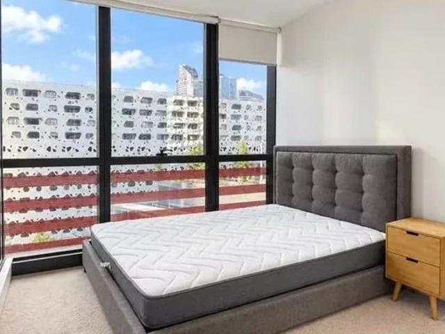 Apartment for rent in Victoria Harbour, Melbourne