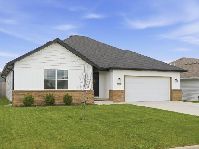 House for sale in Nixa, Missouri