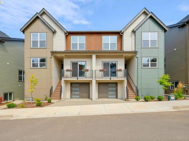 Townhouse for sale in Oregonia