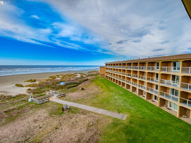 Condo for sale in Oregonia