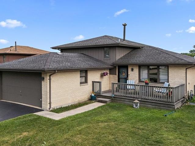House for sale in Orland Hills, Illinois