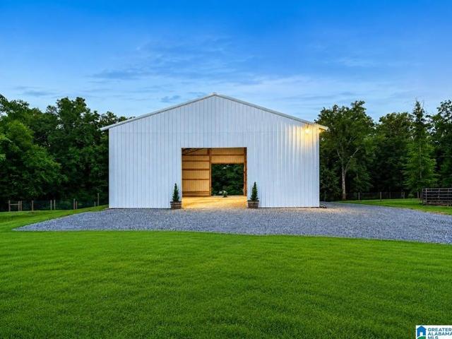 Farm for sale in Columbiana, Alabama