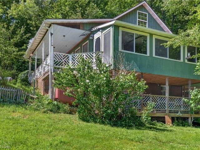 House for sale in Rogers, Ohio