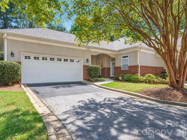 Condo for sale in Davis Lake, Charlotte