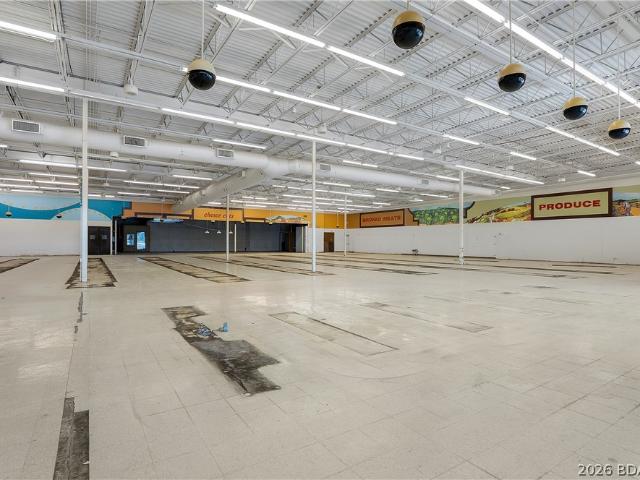 Commercial for sale in Roach, Missouri