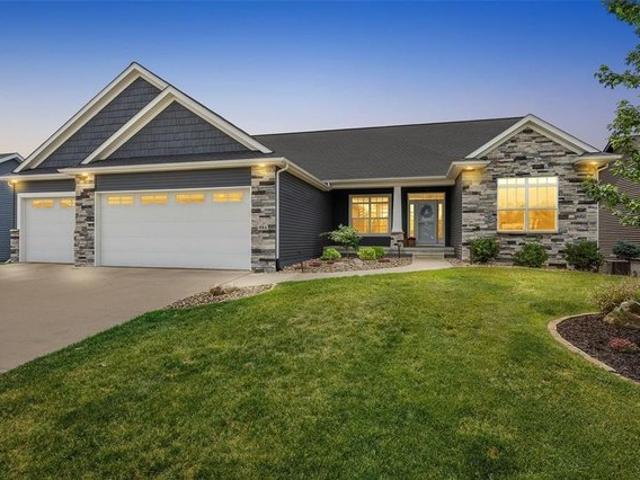 House for sale in Linn, Iowa