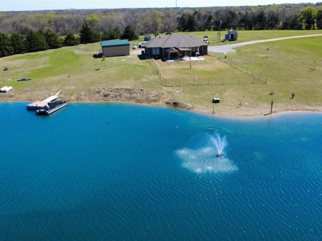 House for sale in Fannin, Texas
