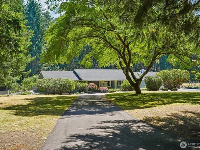 House for sale in Fox Island, Pierce County
