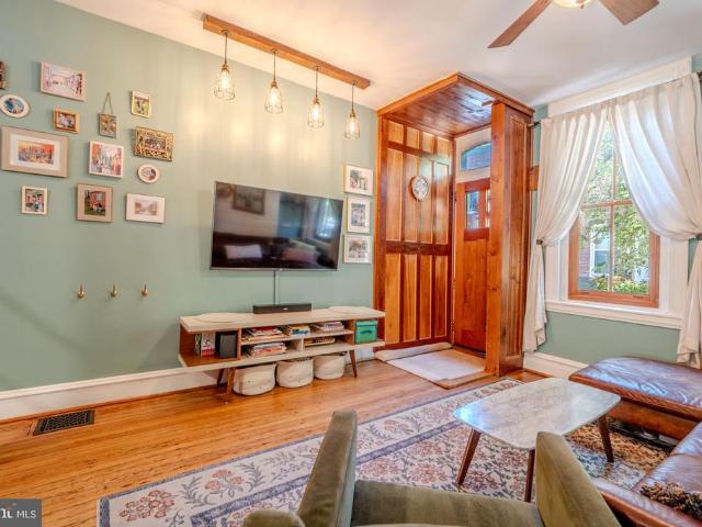 Townhouse for sale in Philadelphia, Pennsylvania