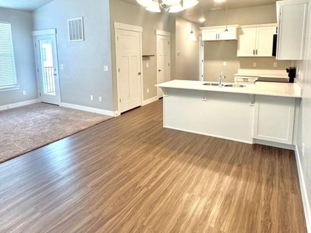 Condo for sale in Saratoga Springs, Utah