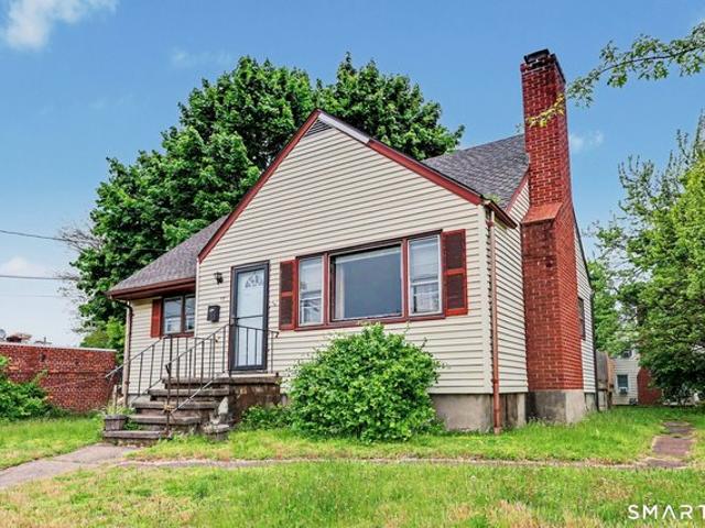 House for sale in Bridgeport, Connecticut