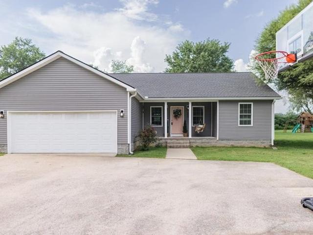 House for sale in Dawson Springs, Kentucky