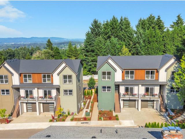 Townhouse for sale in Oregonia