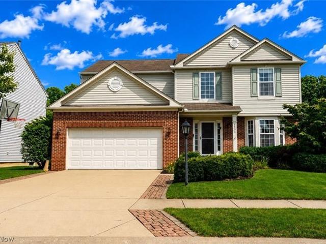 House for sale in Waterbury, North Ridgeville