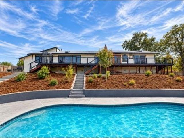 House for sale in Shasta, California