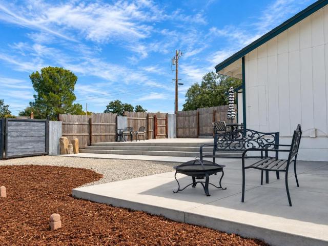 House for sale in Shasta, California